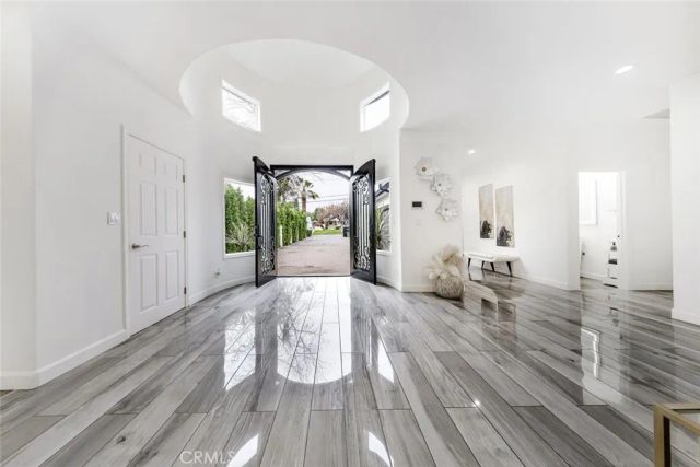 5157 Avenida Oriente, Tarzana, CA 91356