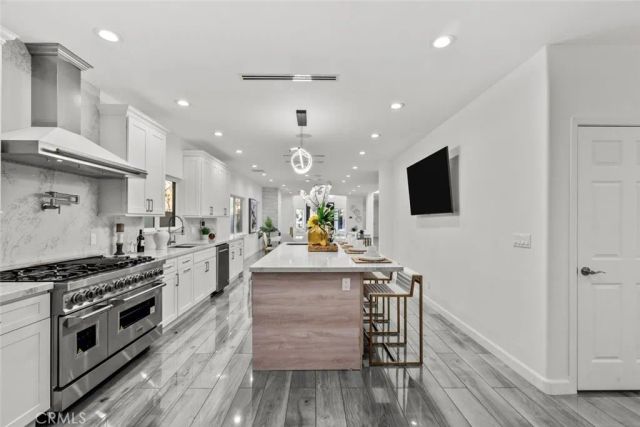 5157 Avenida Oriente, Tarzana, CA 91356