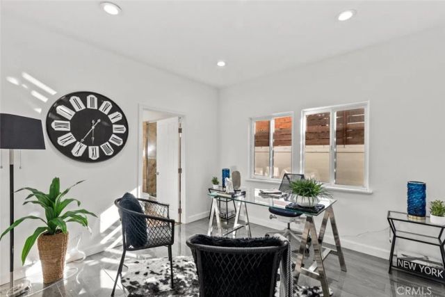 5157 Avenida Oriente, Tarzana, CA 91356