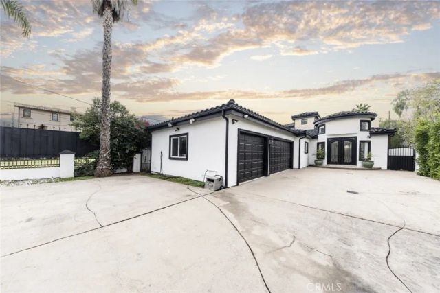 5157 Avenida Oriente, Tarzana, CA 91356