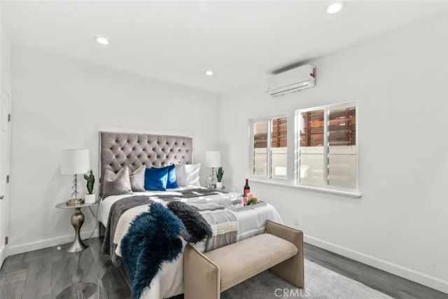 5157 Avenida Oriente, Tarzana, CA 91356