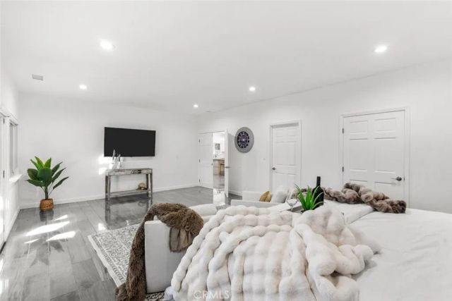 5157 Avenida Oriente, Tarzana, CA 91356
