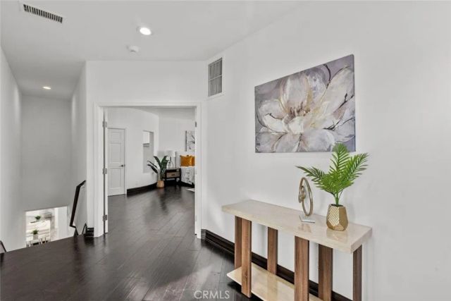 5157 Avenida Oriente, Tarzana, CA 91356