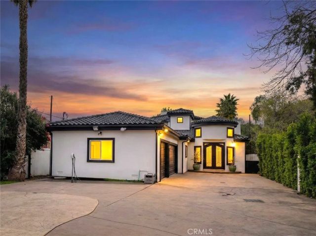 5157 Avenida Oriente, Tarzana, CA 91356