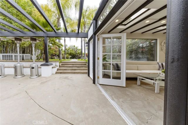 5157 Avenida Oriente, Tarzana, CA 91356