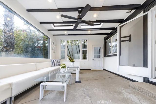 5157 Avenida Oriente, Tarzana, CA 91356