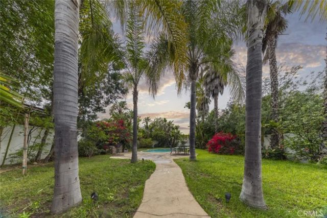 5157 Avenida Oriente, Tarzana, CA 91356
