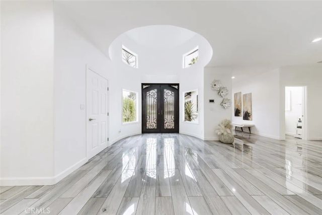 5157 Avenida Oriente, Tarzana, CA 91356