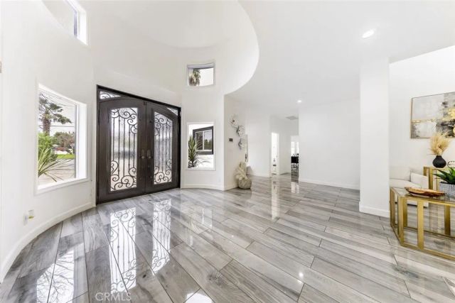 5157 Avenida Oriente, Tarzana, CA 91356
