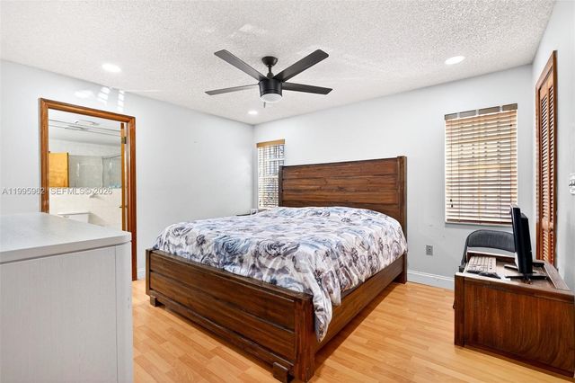 7821 SW 9th Ter, Miami, FL 33144