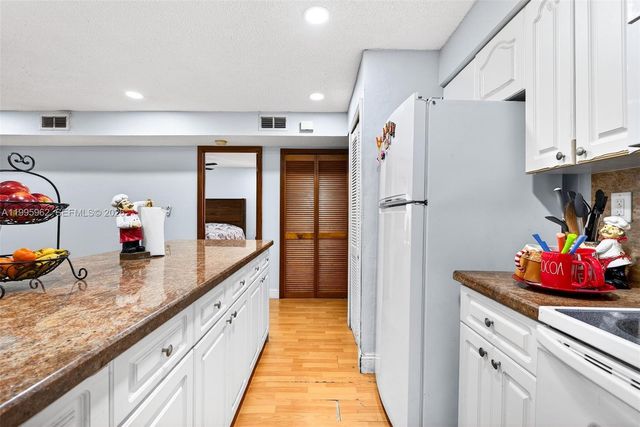 7821 SW 9th Ter, Miami, FL 33144