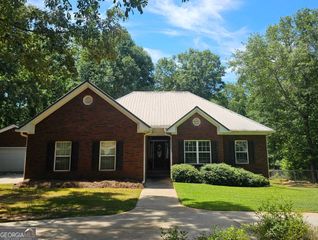 125 Old Post Road, Mansfield, GA 30055