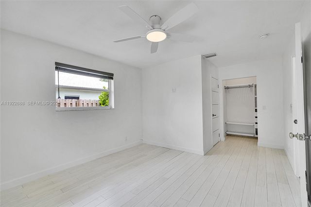 5320 SW 8th St, Plantation, FL 33317