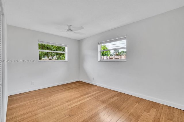 5320 SW 8th St, Plantation, FL 33317