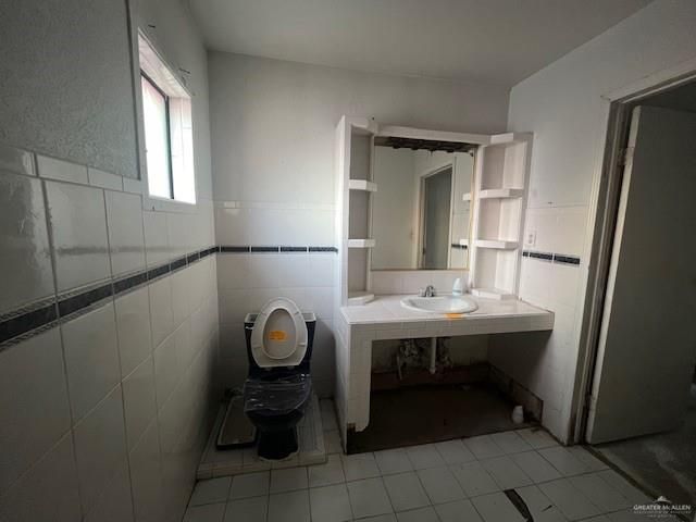 50 Willow Avenue, Roma, TX 78584