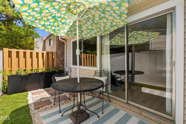 220 Elizabeth Street B4, Chapel Hill, NC 27514