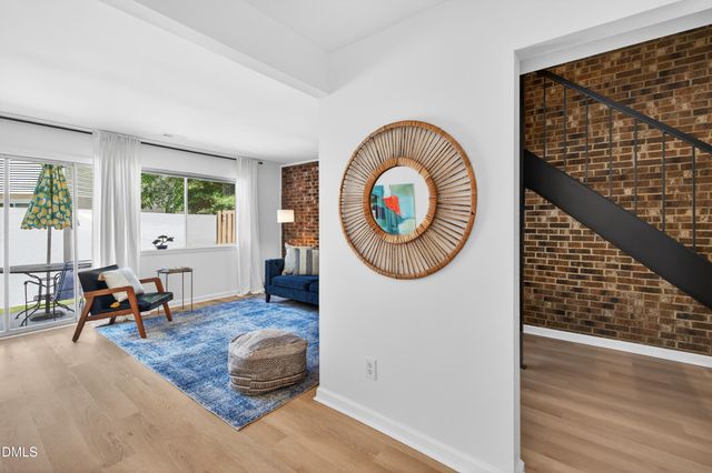 220 Elizabeth Street B4, Chapel Hill, NC 27514