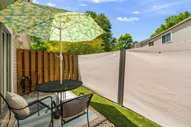 220 Elizabeth Street B4, Chapel Hill, NC 27514
