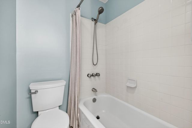 220 Elizabeth Street B4, Chapel Hill, NC 27514