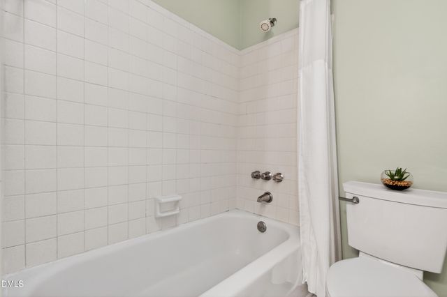 220 Elizabeth Street B4, Chapel Hill, NC 27514