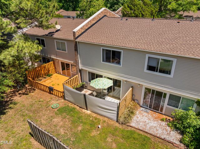 220 Elizabeth Street B4, Chapel Hill, NC 27514
