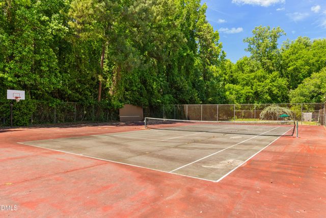 220 Elizabeth Street B4, Chapel Hill, NC 27514