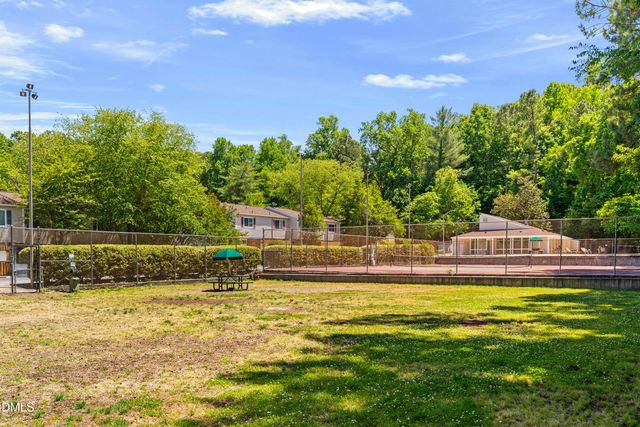 220 Elizabeth Street B4, Chapel Hill, NC 27514