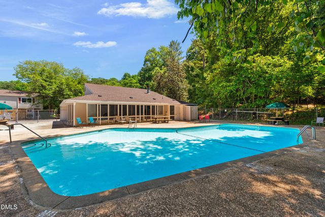 220 Elizabeth Street B4, Chapel Hill, NC 27514