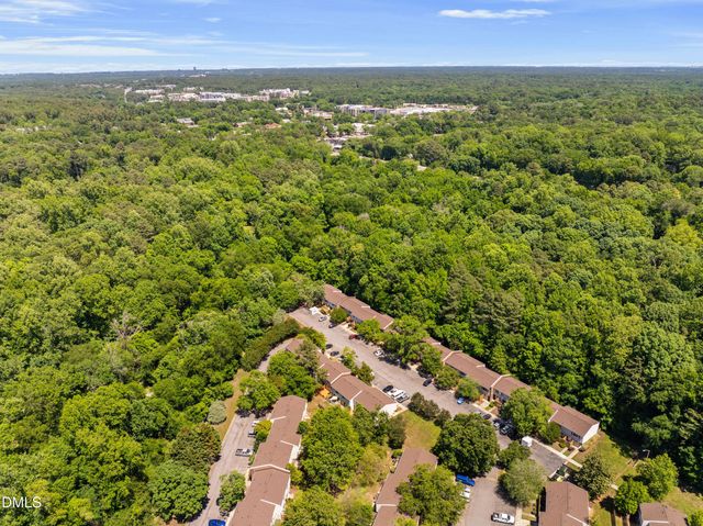 220 Elizabeth Street B4, Chapel Hill, NC 27514