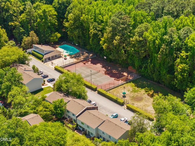 220 Elizabeth Street B4, Chapel Hill, NC 27514