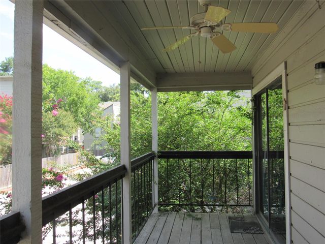 17401 Red Oak Drive 82, Houston, TX 77090