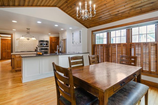 2078 SANDALWOOD COURT, Green Bay, WI 54304