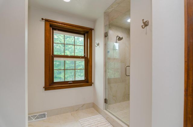 2078 SANDALWOOD COURT, Green Bay, WI 54304