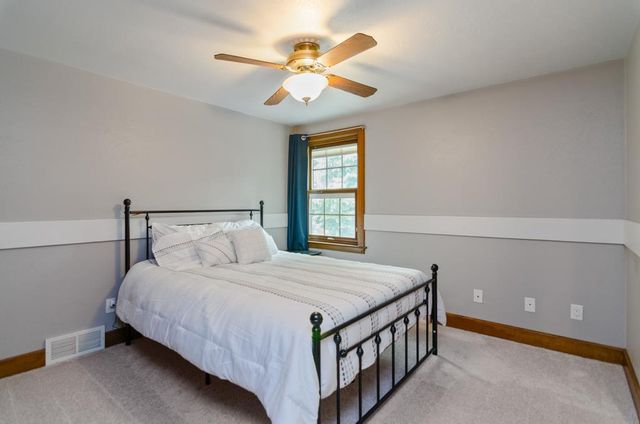 2078 SANDALWOOD COURT, Green Bay, WI 54304