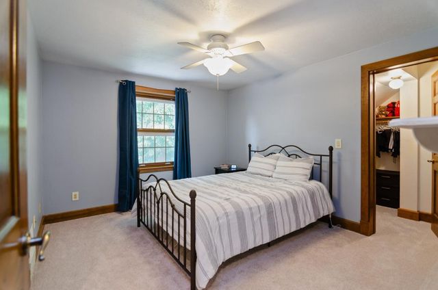 2078 SANDALWOOD COURT, Green Bay, WI 54304