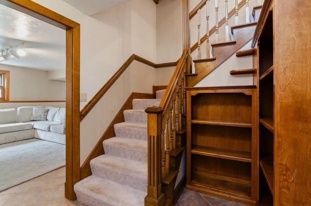 2078 SANDALWOOD COURT, Green Bay, WI 54304