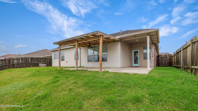 114 Still Waters Road, Broussard, LA 70518