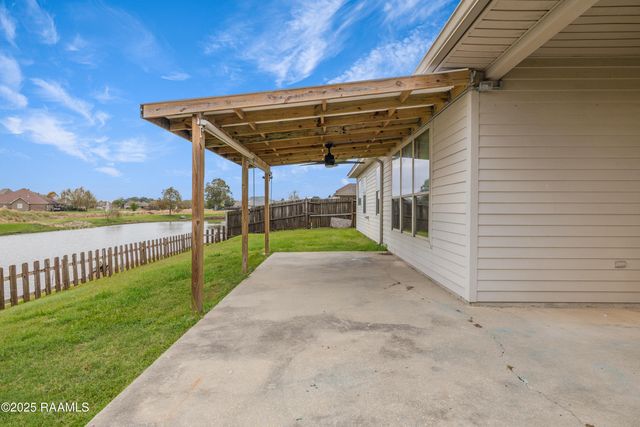 114 Still Waters Road, Broussard, LA 70518