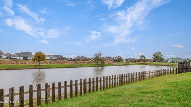 114 Still Waters Road, Broussard, LA 70518
