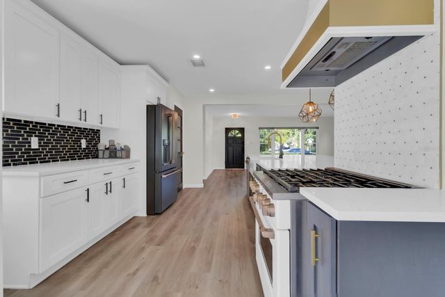 1619 N WESTMORELAND DR, Orlando, FL 32804