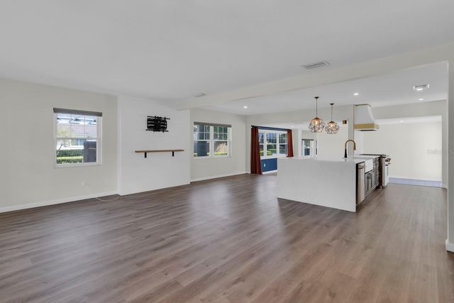 1619 N WESTMORELAND DR, Orlando, FL 32804