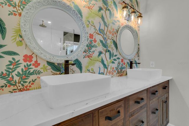 1619 N WESTMORELAND DR, Orlando, FL 32804