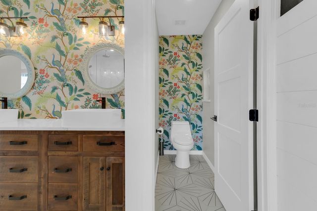 1619 N WESTMORELAND DR, Orlando, FL 32804