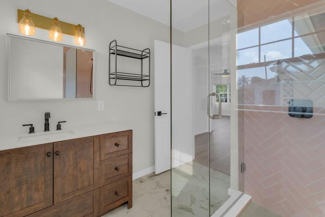 1619 N WESTMORELAND DR, Orlando, FL 32804