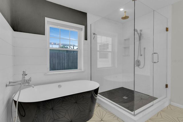 1619 N WESTMORELAND DR, Orlando, FL 32804