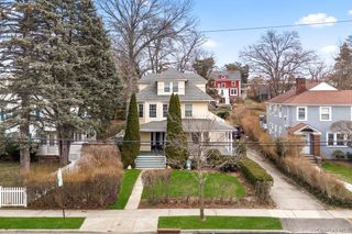 71 Longview Avenue 1, White Plains, NY 10605