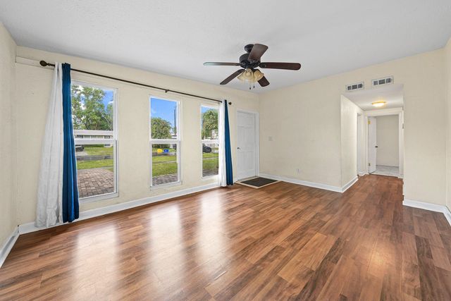 11674 Balsam Drive, Royal Palm Beach, FL 33411