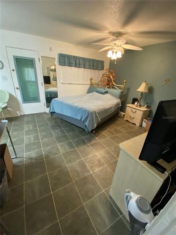 8455 112TH STREET 111, Seminole, FL 33772