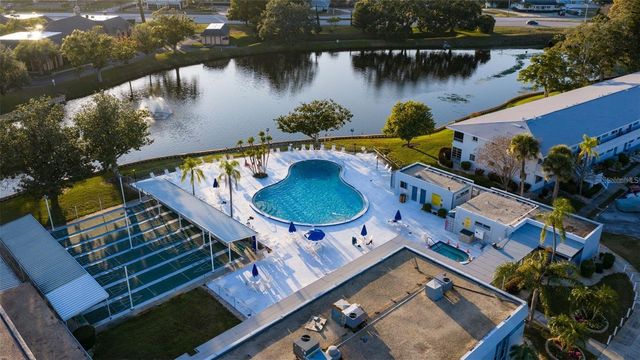 8455 112TH STREET 111, Seminole, FL 33772