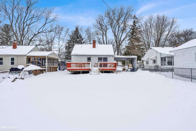 3985 Motorway Drive, Waterford, MI 48328